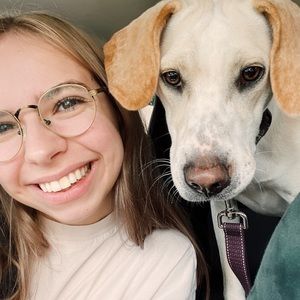 Meet your Posher, Abby